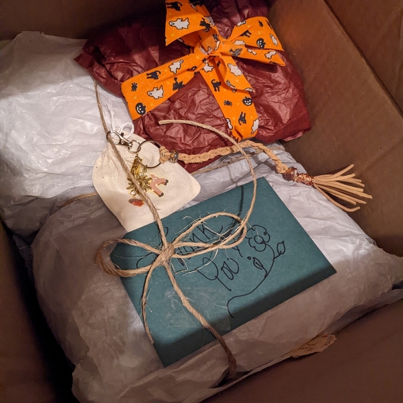 Someday Sunny Vintage - Picture 2 of 5